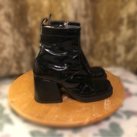❤️‍🔥🪽90s Y2K🪽❤️‍🔥 Vintages chunky glossy black boots - Picture 6 of 9